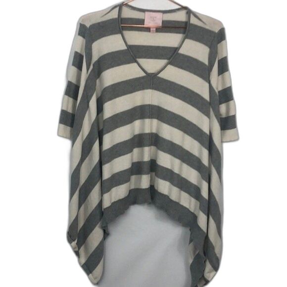 R&J Couture Striped v-Neck Sweater Oversized 1/2 Sleeve Large (T253) - Picture 2 of 7